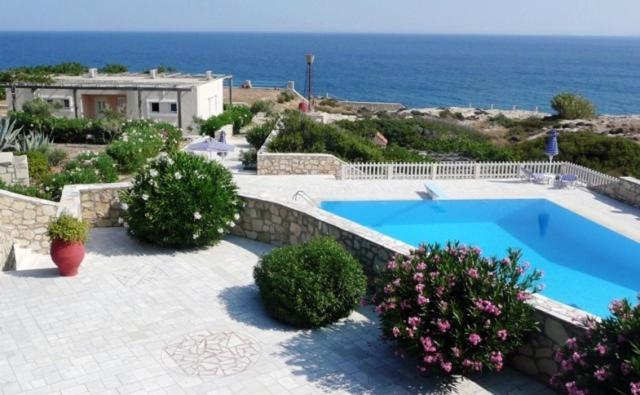 Nicolas Apartments Ierápetra Dış mekan fotoğraf