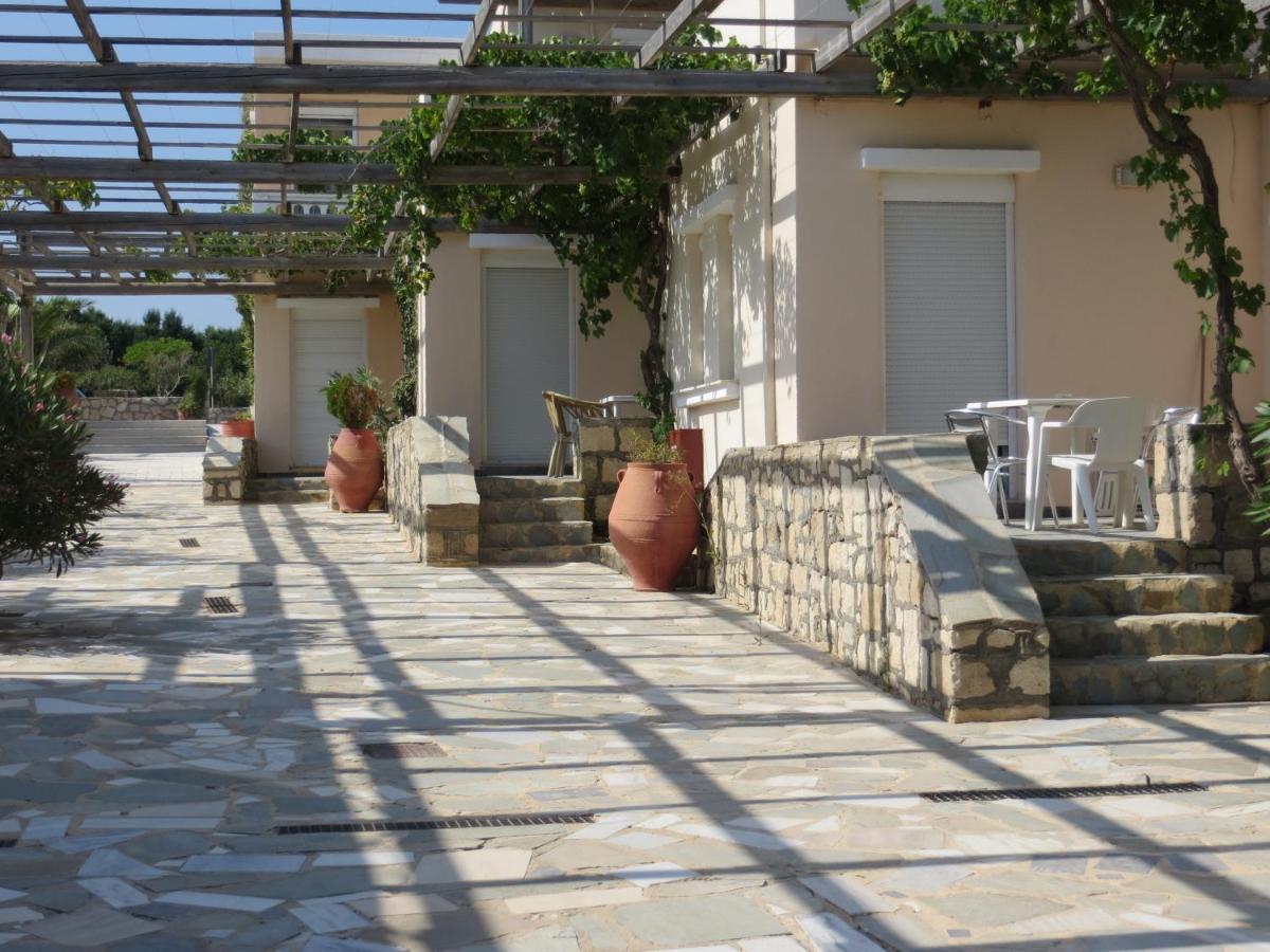 Nicolas Apartments Ierápetra Dış mekan fotoğraf